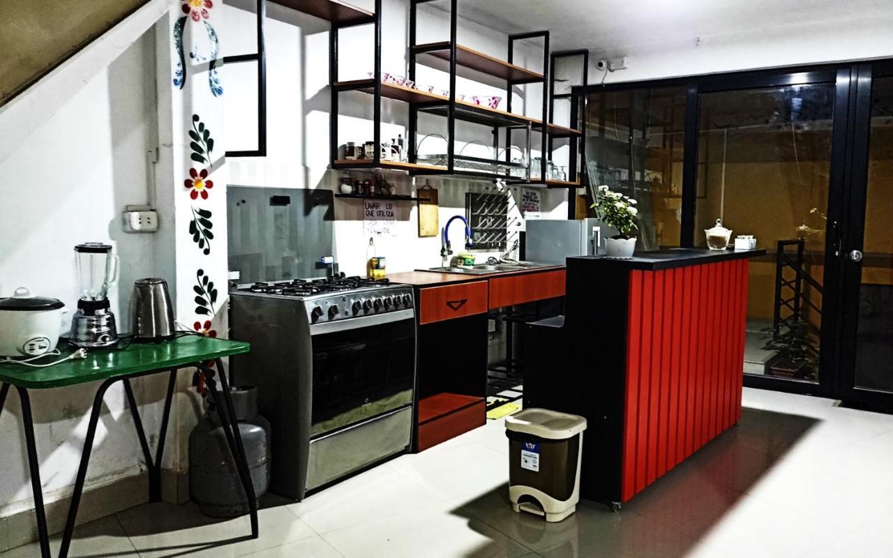 Casa Sucre Hostel Аякучо Экстерьер фото